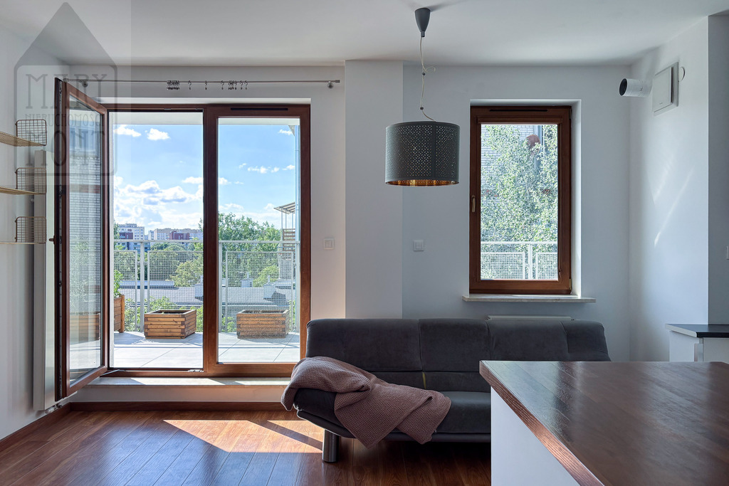 Apartament/Taras 18 m/Metro St. Bielany