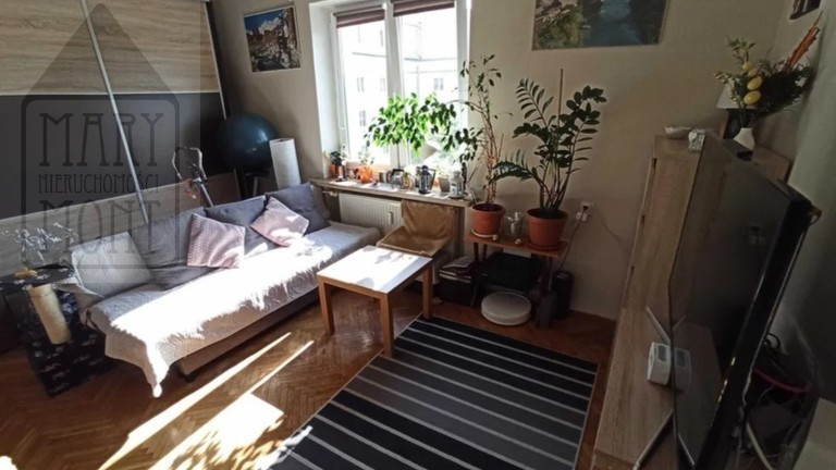 Wysokie. 2 pokoje z oddzieną widną kuchnią